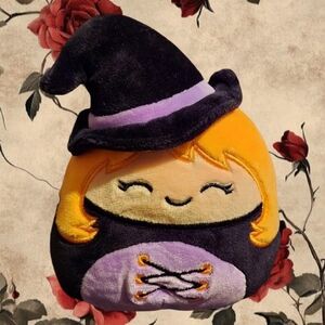 Wilma the Witch Squishmallow